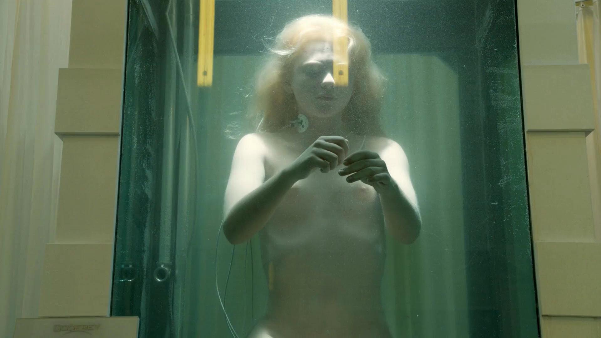 Nude Video Celebs Alexandra Gordon Nude Hemlock Grove S02 2014 