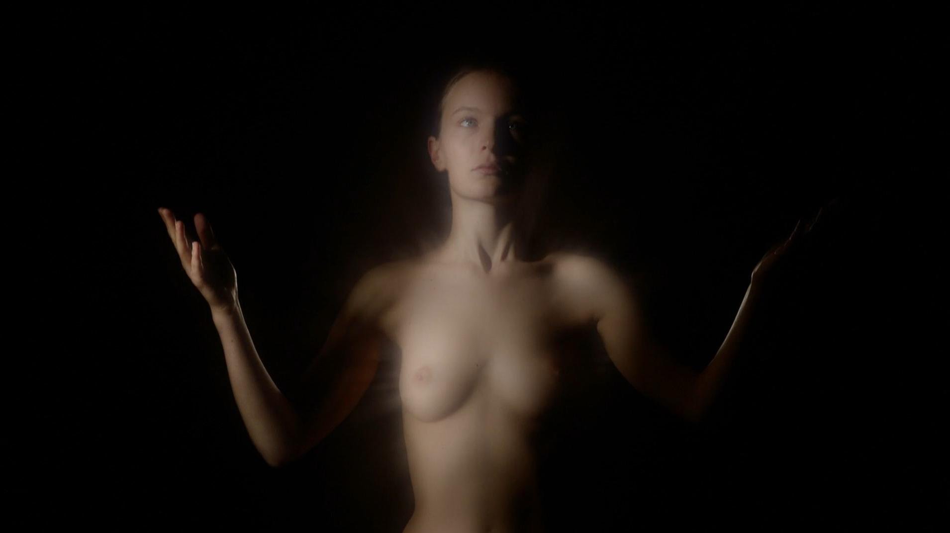 Nude Video Celebs Diane Rouxel Nude Nathalie Tetrel Nude Fou D Amour 2015