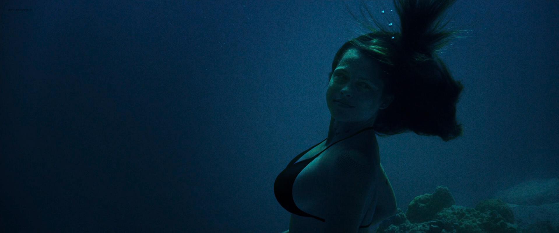 Nude Video Celebs Teresa Palmer Sexy Point Break 2015