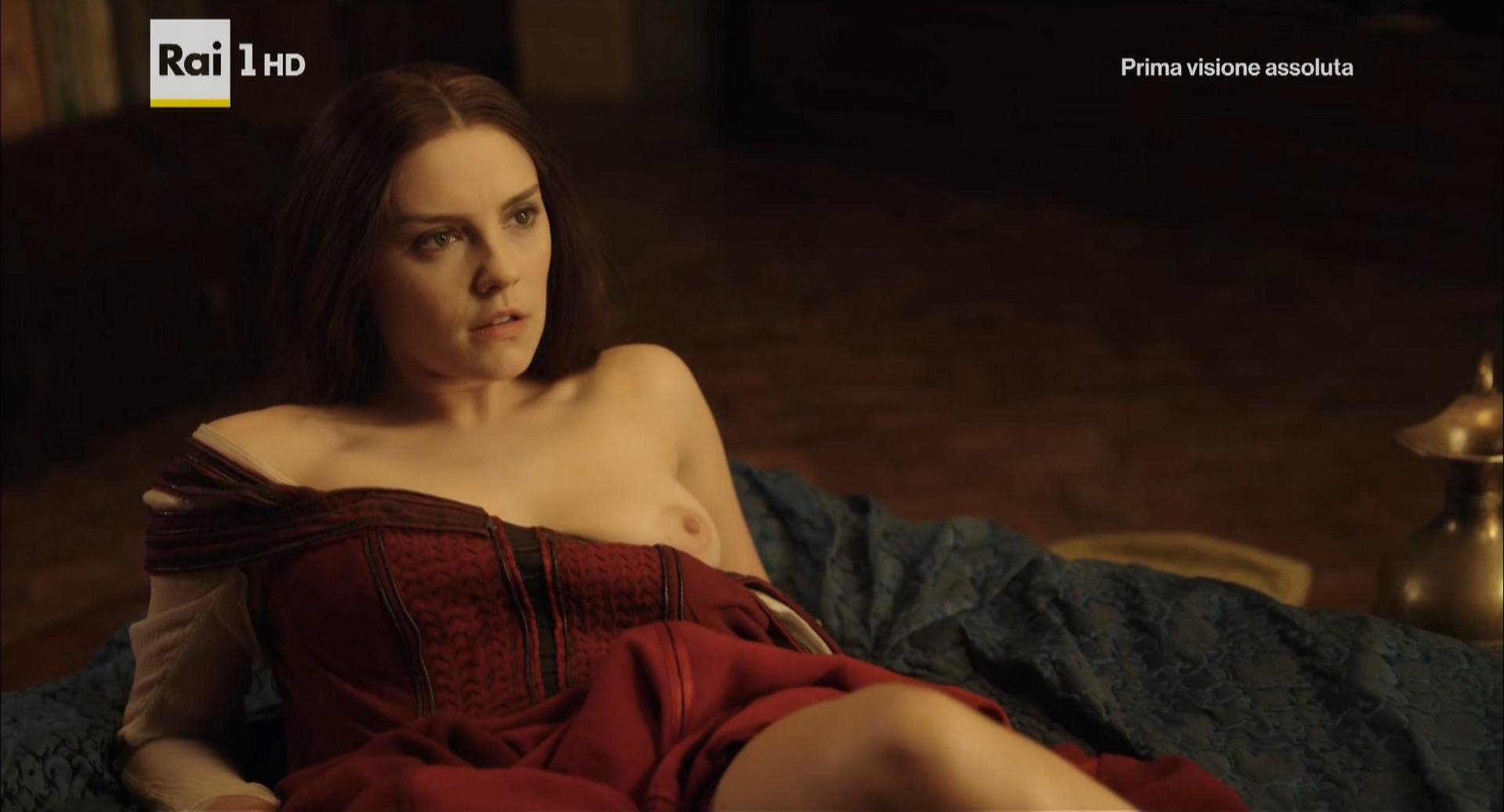 Annabel Scholey nude - Medici Masters of Florence s01e06 (2016)
