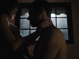 Bat Hen Sabag nude - Horeset s01e03 (2025)