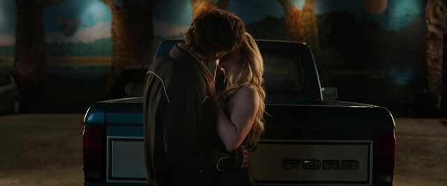 Mckenna Grace sexy, Allison Williams sexy - Regretting You (2025)