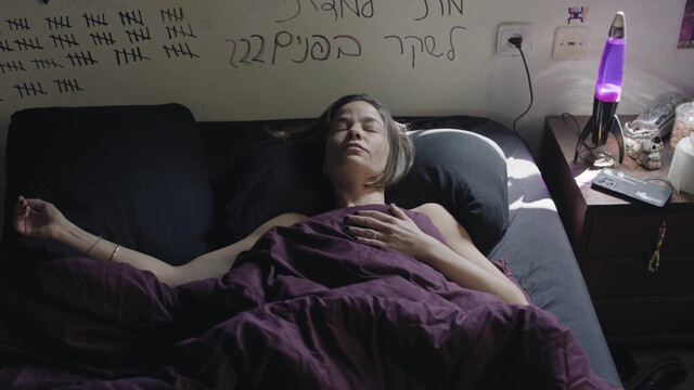 Bat Hen Sabag nude - Horeset s01e04 (2025)