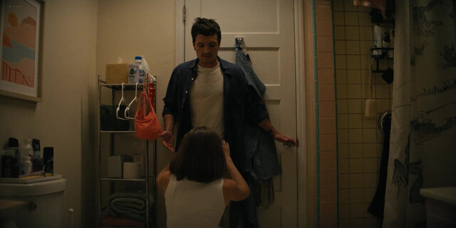 Rachel Sennott sexy, Odessa A’zion sexy sexy - I Love LA s01e06 (2025)