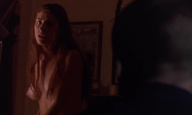 Summer Phoenix nude - The Believer (2001)