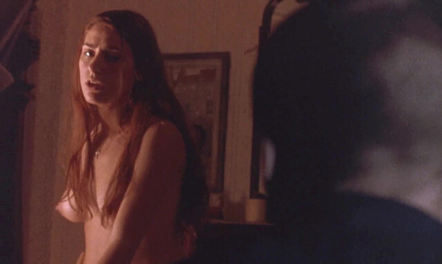 Summer Phoenix nude - The Believer (2001)