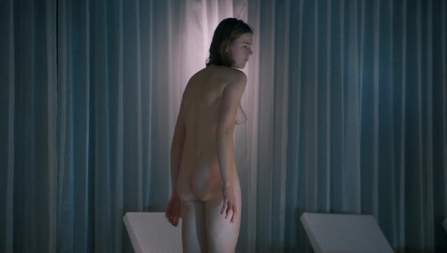 Llewellyn Reichman nude - Immerhin: Die Kunst, die Kunst (2024)