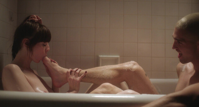 Alexi Wasser nude - Messy (2024)