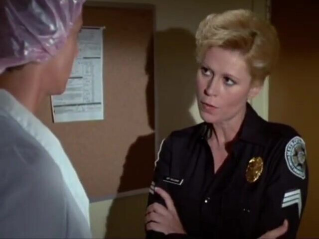 Leslie Easterbrook sexy - Police Academy (1984)
