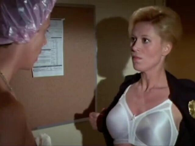 Leslie Easterbrook sexy - Police Academy (1984)