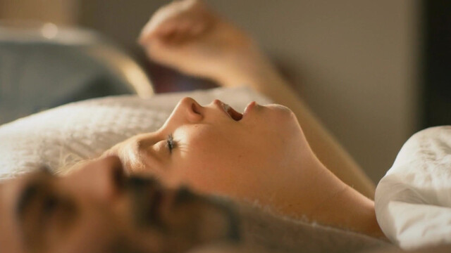 Ruth Kearney sexy - Tyrant s01e06, e07 (2014)