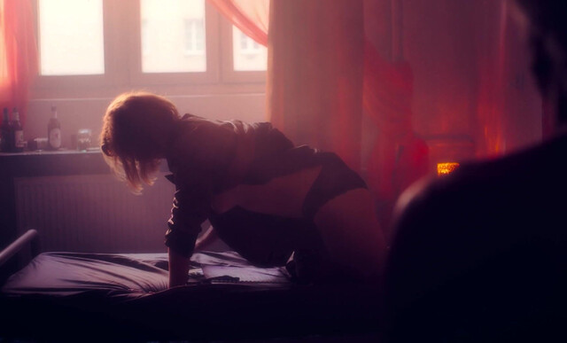 Marta Nieradkiewicz nude - Three Loves (2025)