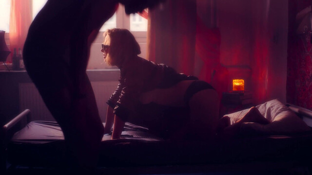 Marta Nieradkiewicz nude - Three Loves (2025)