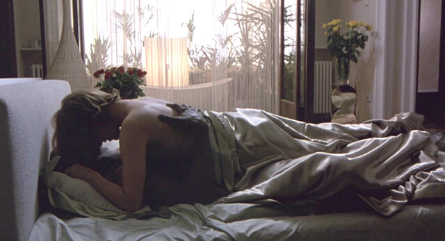 Georgina Rylance nude - 7 Seconds (2005)