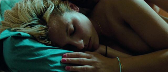 Samira Maas nude - Joy (2010)