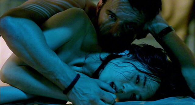 Yu Nan nude - Fureur (2003)