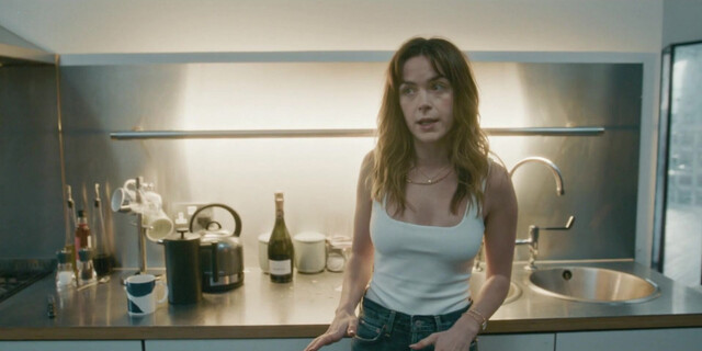 Myha'la Herrold nude, Marisa Abela sexy - Industry s04e01 (2026)