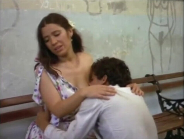 Maria Rojo nude - Idilio (1977)