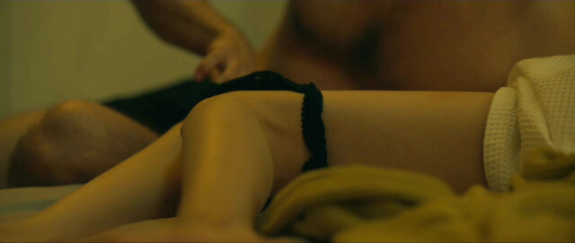 Yu-Wei Shao sexy - Lost in Perfection (2023)