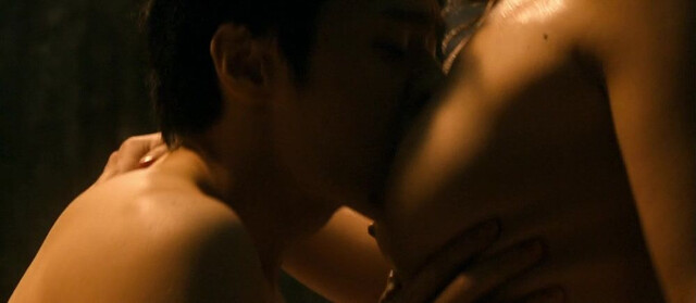 Bae Jong-ok nude - Five Senses of Eros (2009)