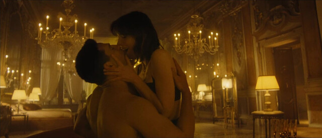 Rebecca Hall nude, Jessica Alexander nude, Gachi Angeles nude, Chanel Stewart sexy - The Beauty s01e01-03 (2026)