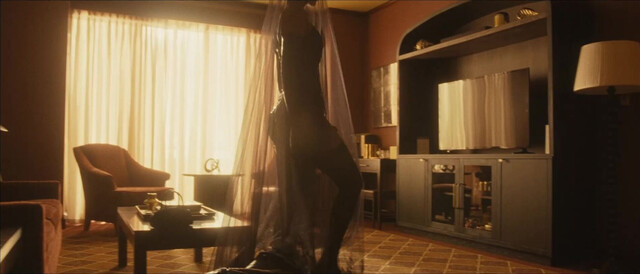 Rebecca Hall nude, Jessica Alexander nude, Gachi Angeles nude, Chanel Stewart sexy - The Beauty s01e01-03 (2026)