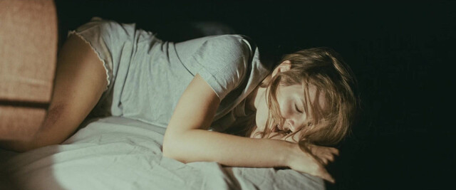 Agata Turkot nude, etc - Good Home (2025)