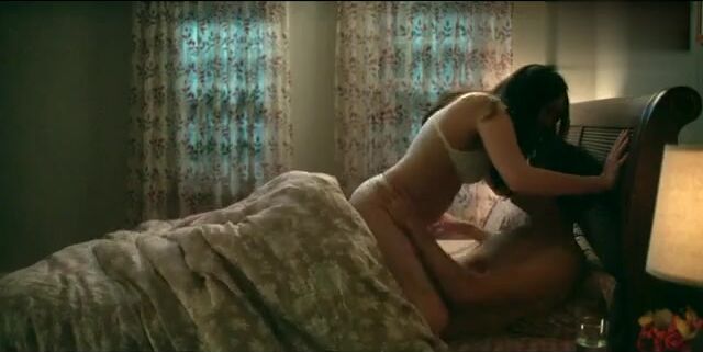 Lola Tung sexy - The Summer I Turned Pretty s03e05 (2025)