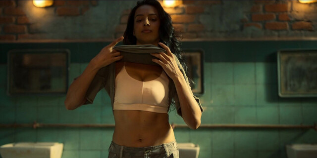 Aditi Shetty sexy, Surveen Chawla sexy - Rana Naidu s02 (2024)