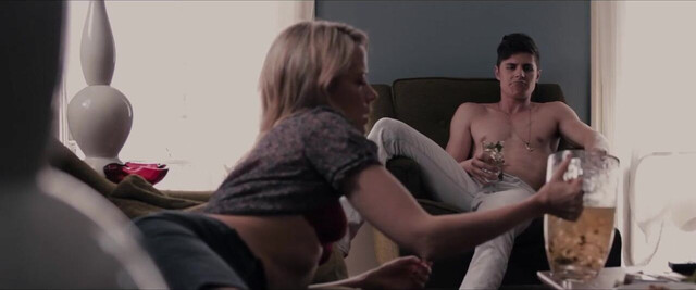 Pell James sexy - Brawler (2011)