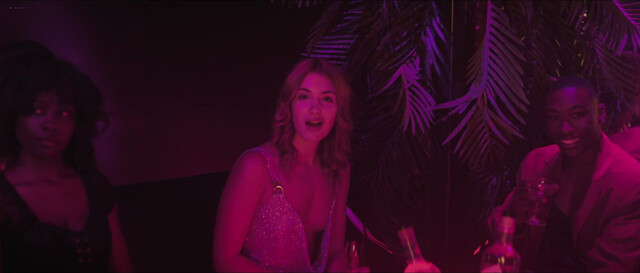 Sophie Nelisse sexy - Heated Rivalry s01e04 (2025)