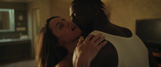 Alona Tal nude, Samantha Walkes sexy, Jeanine Mason nude - Cross s02e01-03 (2026)