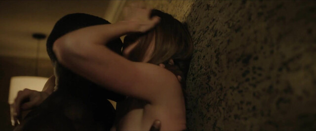 Alona Tal nude, Samantha Walkes sexy, Jeanine Mason nude - Cross s02e01-03 (2026)