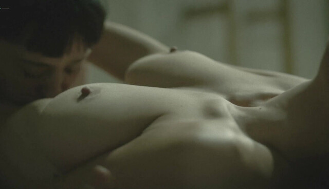 Eugenia Suárez nude, Abril Cipolat nude, Adabel Guerrero nude, Julieta Ortega nude, Alma Gandini nude, Camila Peralta nude, etc - In the Mud s02e01-08 (2026)