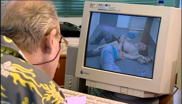 Dora Chrysikou nude - Paichnidia stin Edem (2002)