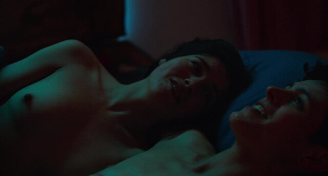 Jouman Fattal nude, Hanna van Vliet nude - Anne+ (2021)