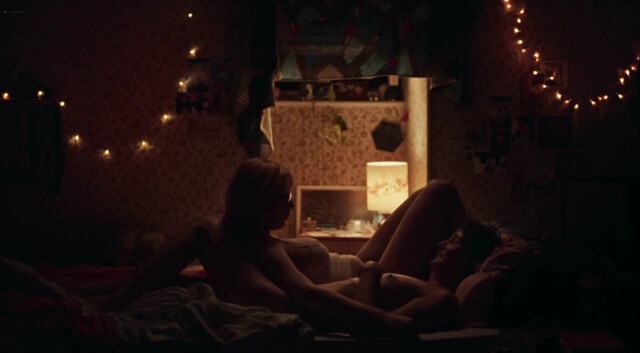 Vicky Krieps nude, Monia Chokri nude, Tallulah Cassavetti sexy - Love Me Tender (2025)