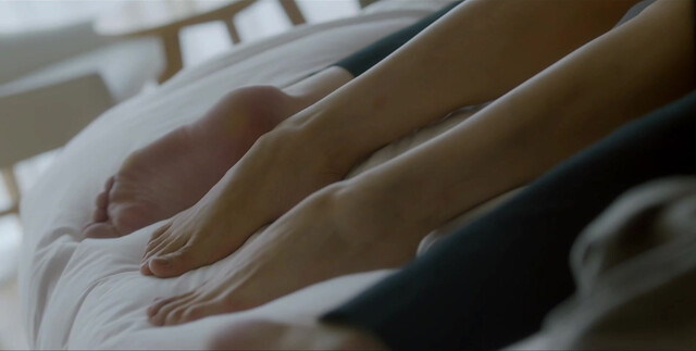 Kim Seo-hyung sexy - Pale Moon e04 (2023)