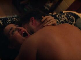 Rachel Weisz sexy - Vladimir s01e08 (2026)