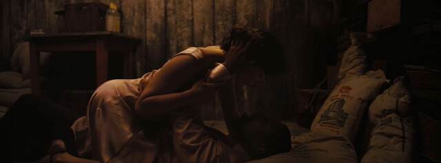 Hailee Steinfeld sexy - Sinners (2025)