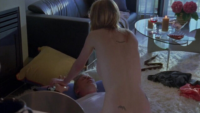 Lauren Lee Smith nude - Normal (2007)