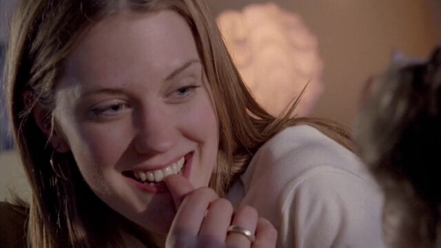 Lauren Lee Smith nude - Normal (2007)