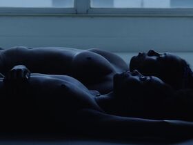 Camilla Damião nude, Ana Hilário nude - Mars One (2022)