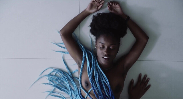 Camilla Damião nude, Ana Hilário nude - Mars One (2022)