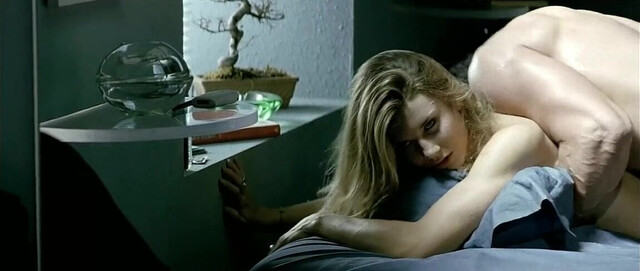 Laura Morante nude, Nicoletta Romanoff sexy, Monica Bellucci sexy - Remember Me, My Love (2003)