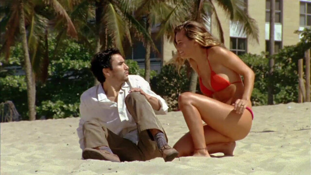 Maria Ribeiro nude, Luz Cipriota nude - Love Stories Only Last 90 Minutes (2009)