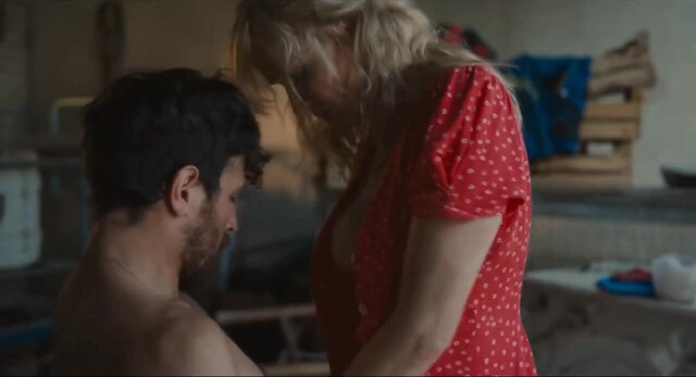 Anna Geislerova nude - Caravan (2025)