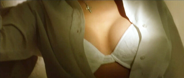 Kelly Lin sexy, Maggie Lu sexy - The Conmen in Vegas (1999)