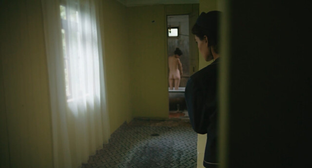Mathilde Irrmann nude – Gondola (2023)