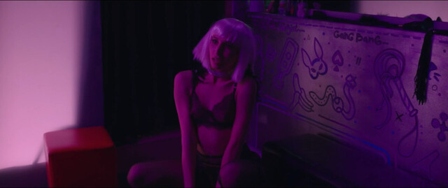 Evgenia Romanova sexy – Pervyy raz s01e04 (2025)